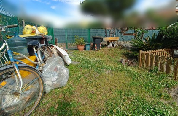 terreno agricolo in vendita a Carrara in zona Marina di Carrara