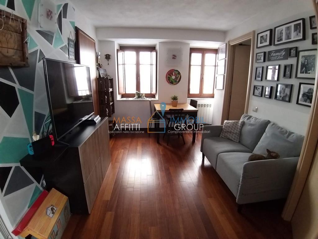 appartamento in vendita a Carrara in zona Bedizzano