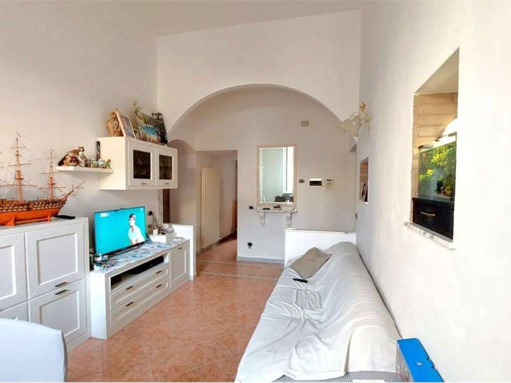 appartamento in vendita a Carrara in zona Centro Città