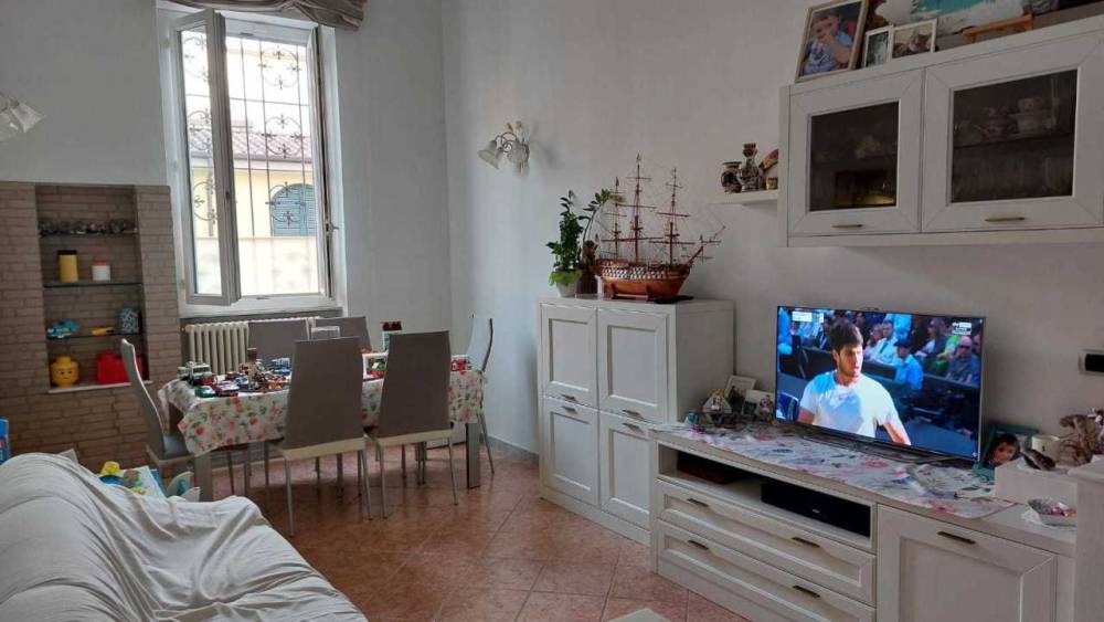appartamento in vendita a Carrara in zona Centro Città