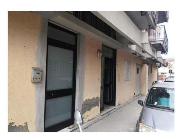 locale commerciale in vendita a Carrara in zona Centro Città