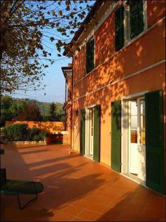 casa indipendente in vendita a Carrara in zona Nazzano