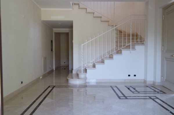 casa indipendente in vendita a Carrara in zona Marina di Carrara