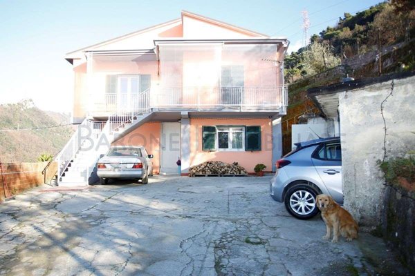appartamento in vendita a Carrara in zona Bedizzano
