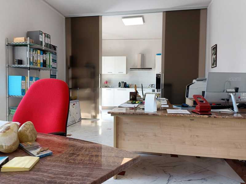 appartamento in vendita a Carrara in zona Fossola
