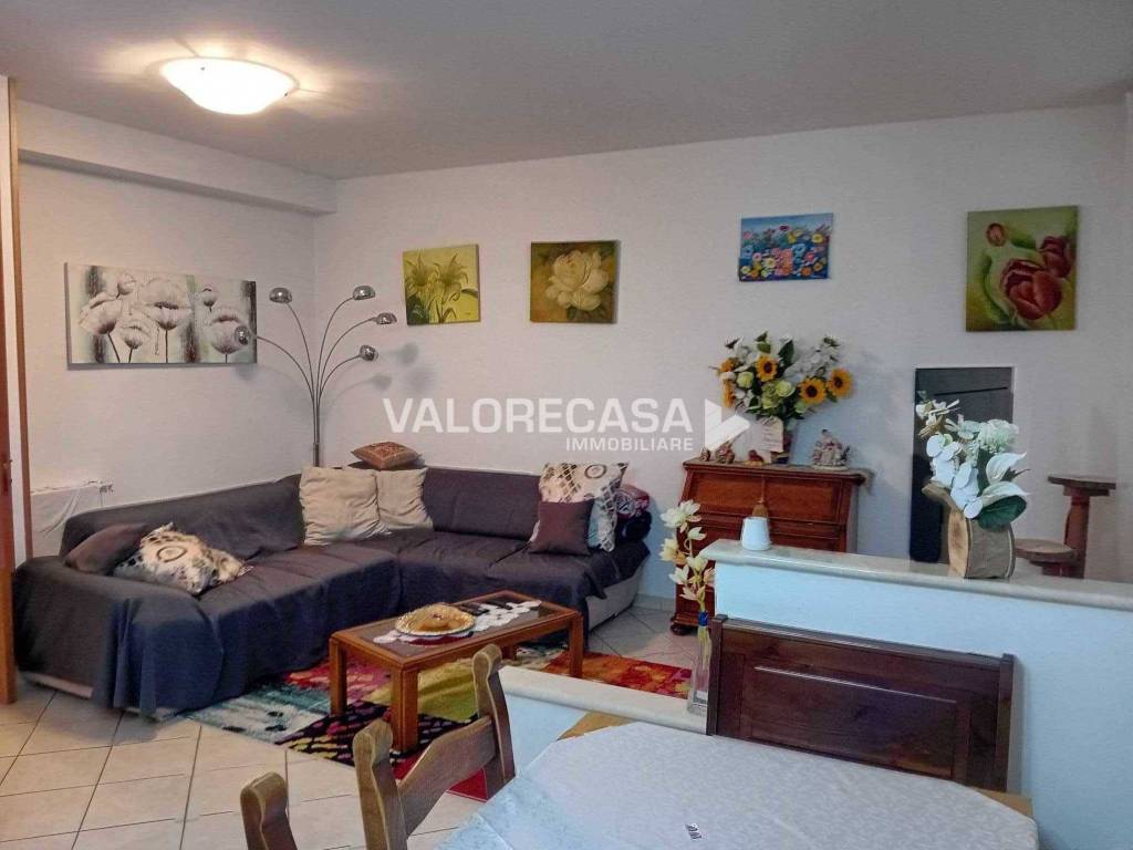 appartamento in vendita a Carrara