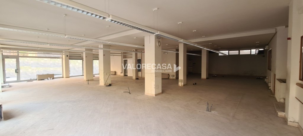 appartamento in vendita a Carrara in zona Centro Città