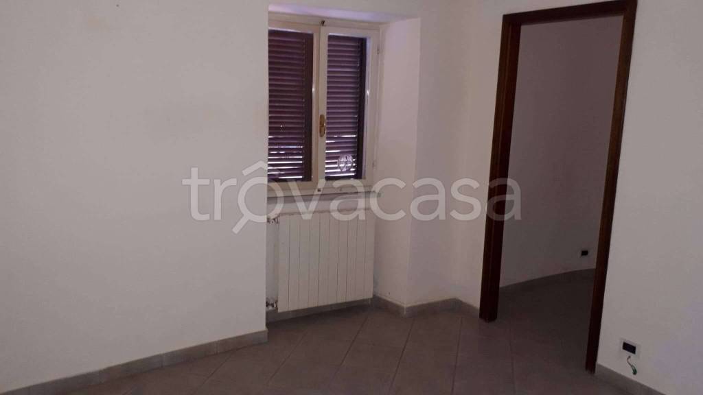 appartamento in vendita a Carrara in zona Sorgnano