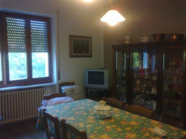 appartamento in vendita a Carrara in zona Fossola