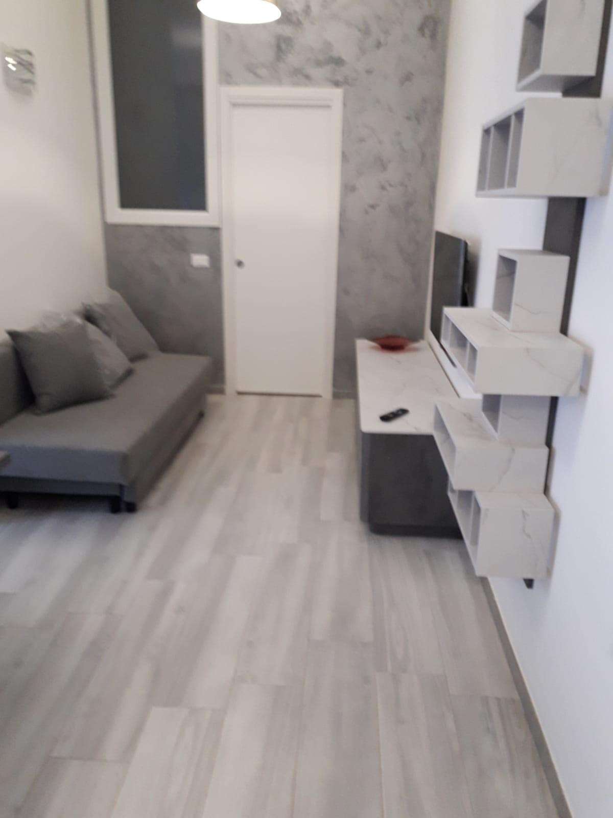 appartamento in vendita a Carrara in zona Marina di Carrara