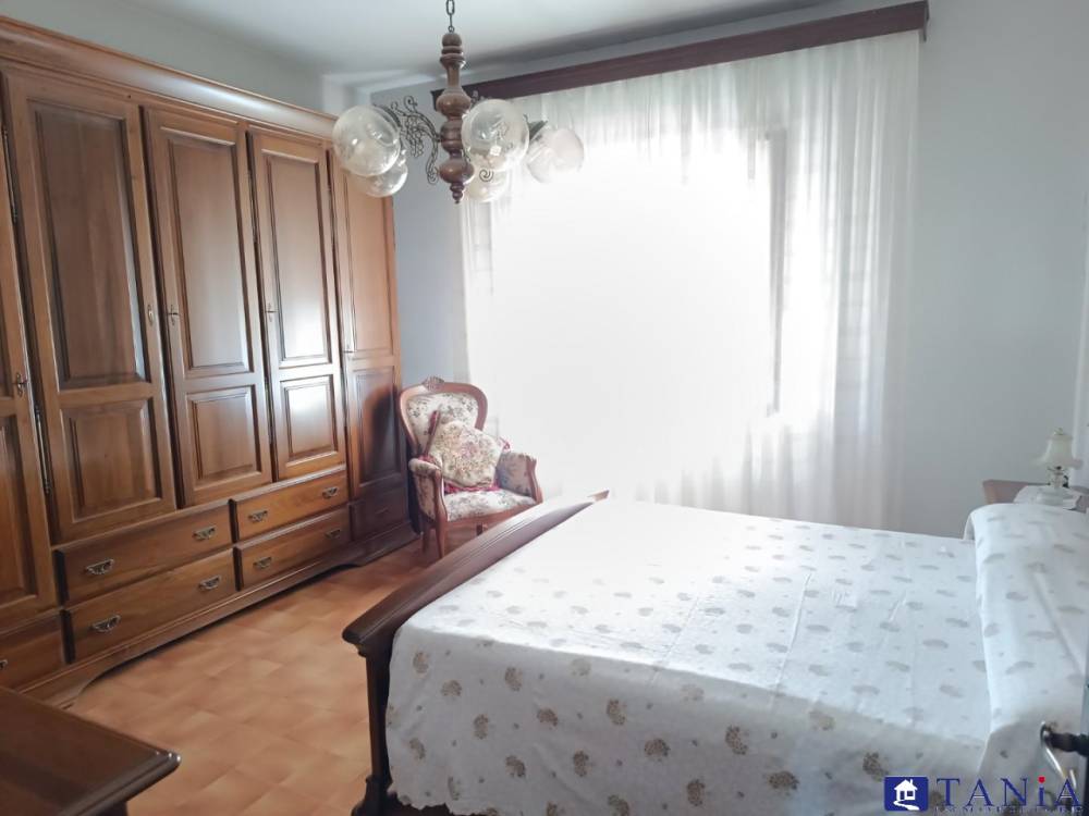 casa indipendente in vendita a Carrara in zona Avenza