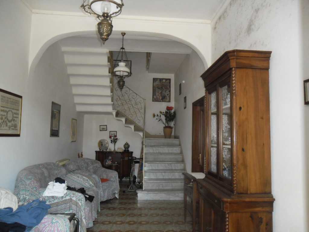 casa indipendente in vendita a Carrara in zona Fossone