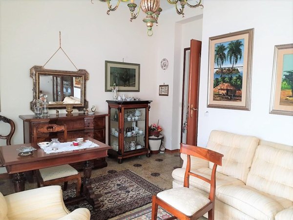 appartamento in vendita a Carrara