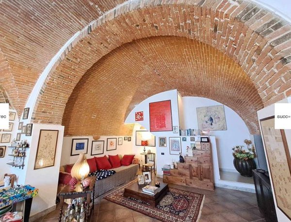 appartamento in vendita a Carrara in zona Gragnana
