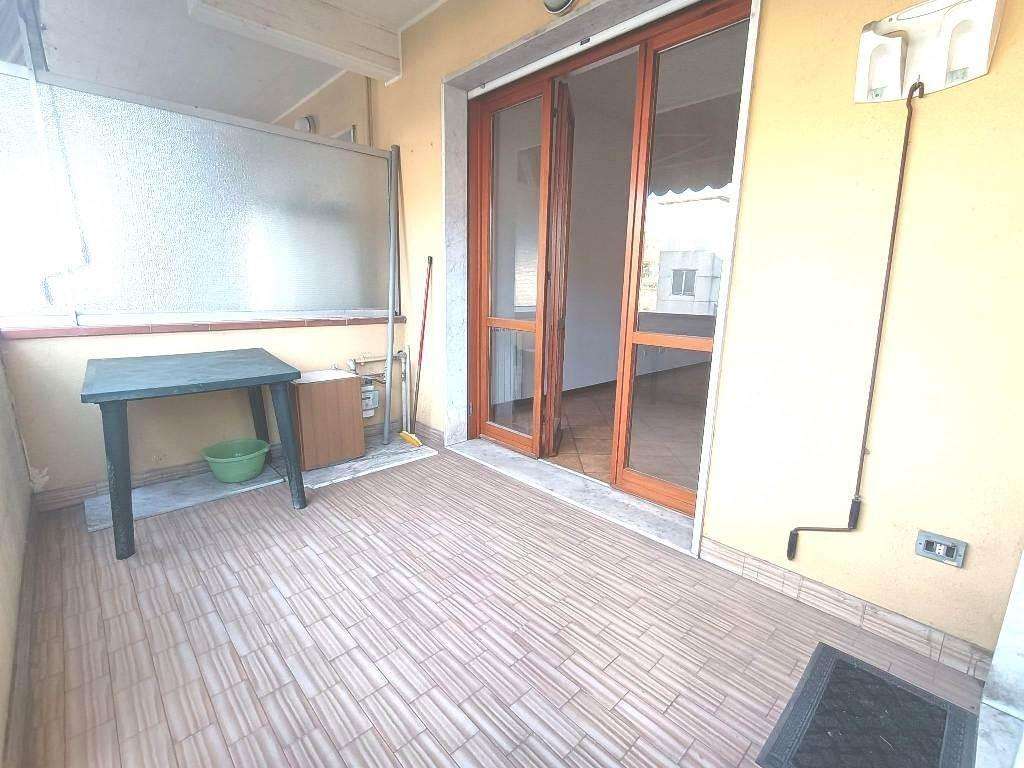 appartamento in vendita a Carrara in zona Stadio
