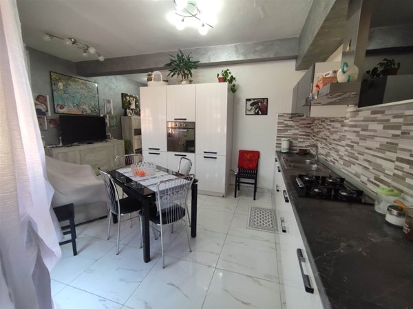 appartamento in vendita a Carrara