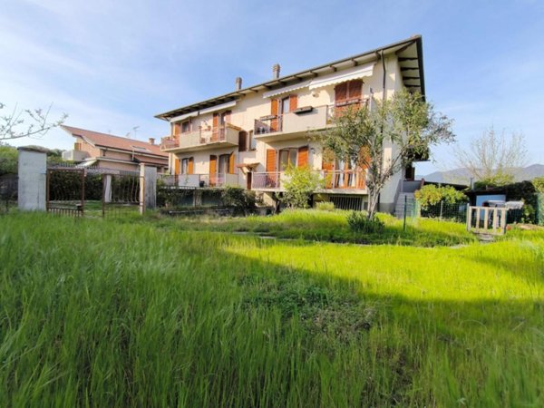 appartamento in vendita a Carrara in zona Marina di Carrara