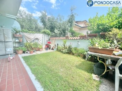 appartamento in vendita a Carrara
