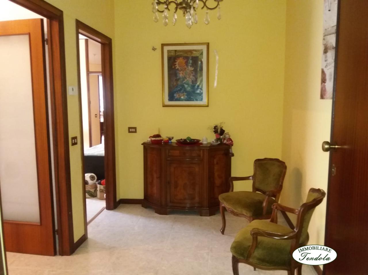 appartamento in vendita a Carrara in zona Centro Città
