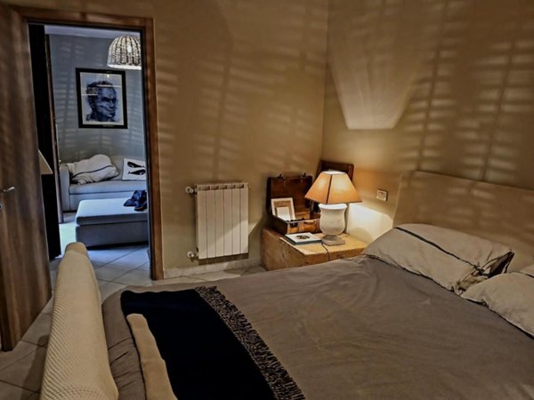 appartamento in vendita a Carrara in zona Marina di Carrara