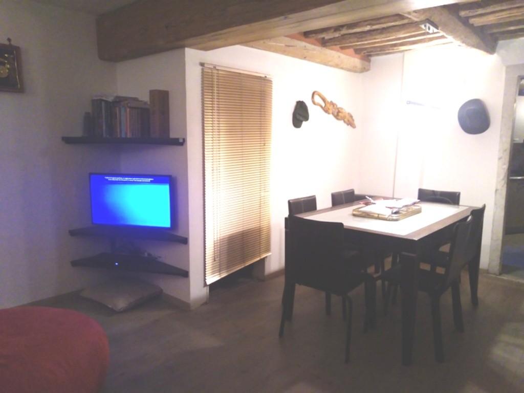 appartamento in vendita a Carrara in zona Torano