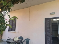 casa indipendente in vendita a Carrara in zona Marina di Carrara
