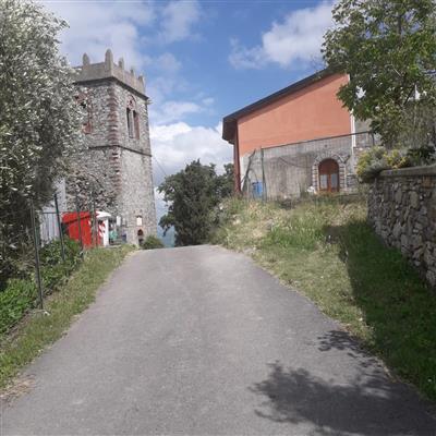 casa indipendente in vendita a Carrara