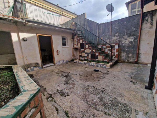 appartamento in vendita a Carrara in zona Centro Città