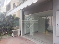 negozio in vendita a Carrara in zona Marina di Carrara