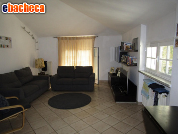appartamento in vendita a Carrara in zona Avenza