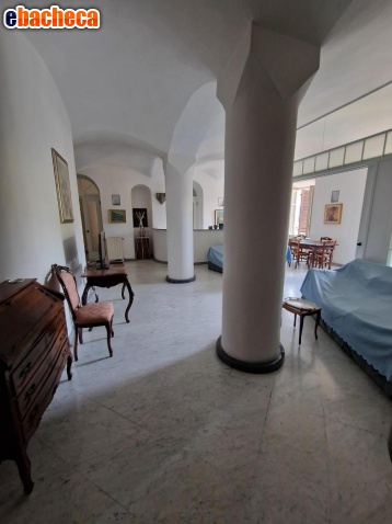 appartamento in vendita a Carrara in zona Centro Città