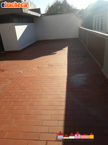 appartamento in vendita a Carrara in zona Stadio