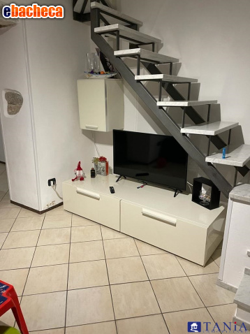 appartamento in vendita a Carrara in zona Torano