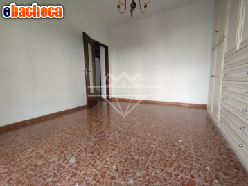 appartamento in vendita a Carrara in zona Avenza