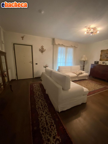 appartamento in vendita a Carrara in zona Avenza