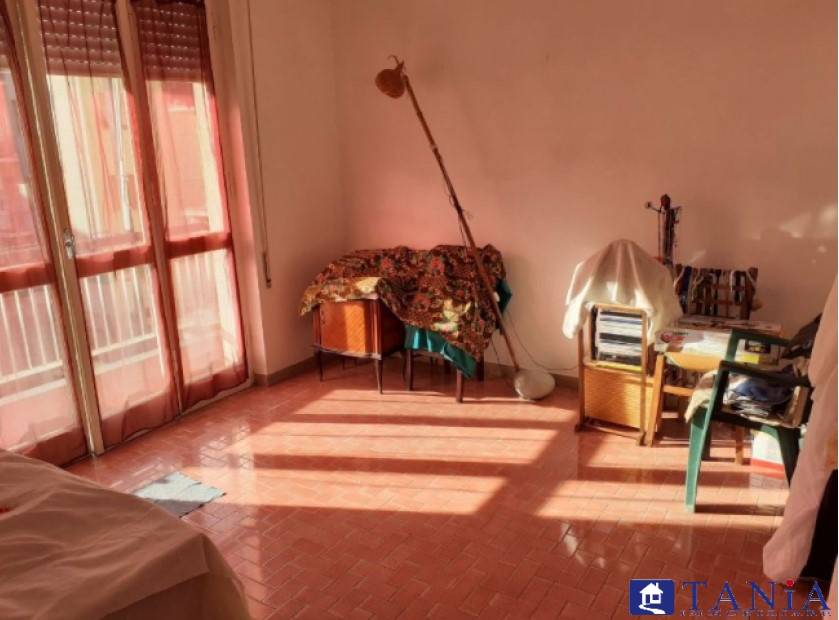appartamento in vendita a Carrara in zona Marina di Carrara
