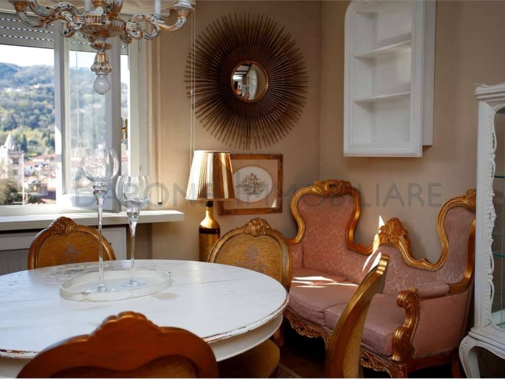 appartamento in vendita a Carrara in zona Centro Città