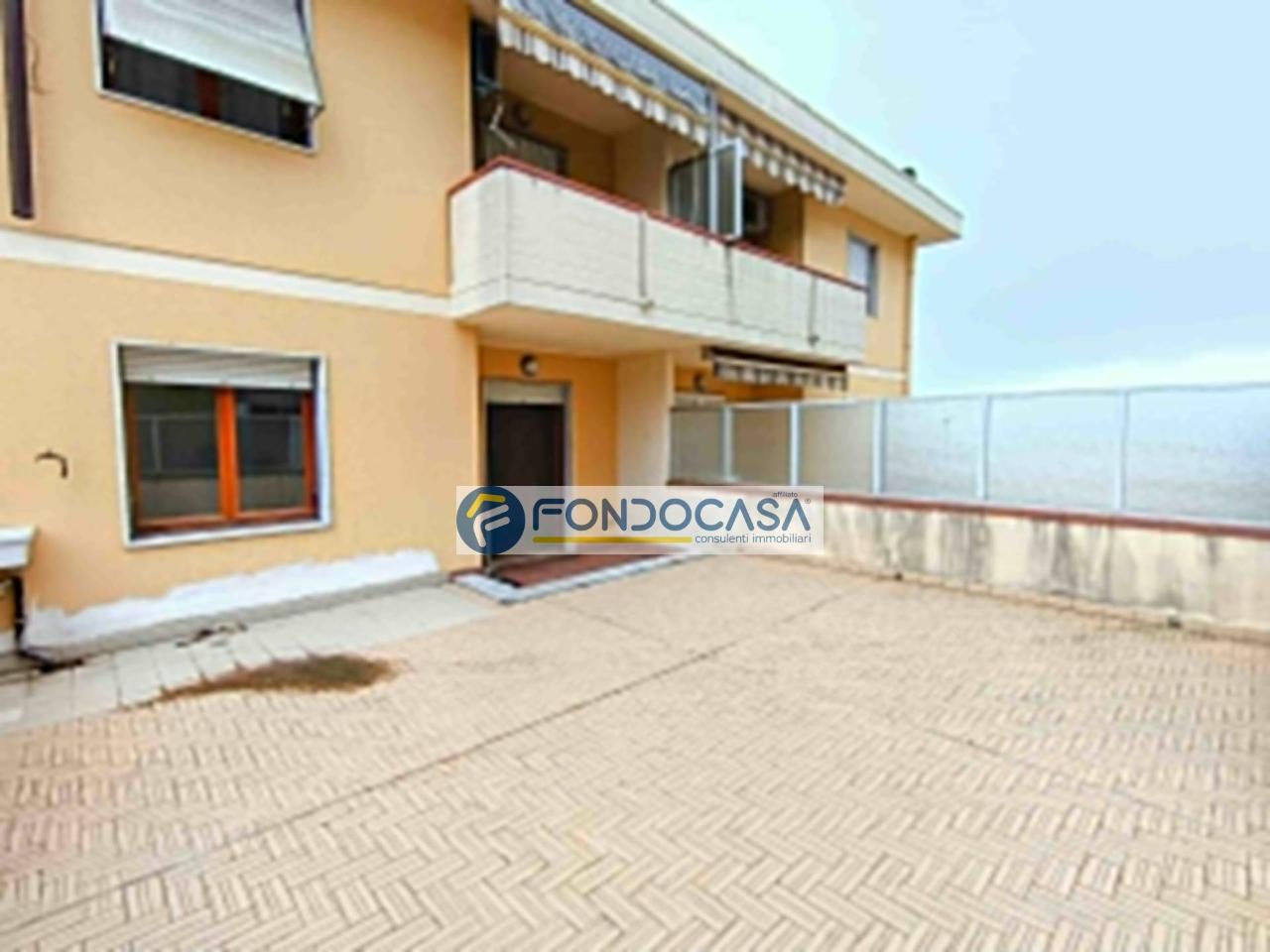 appartamento in vendita a Carrara in zona Sant'Antonio