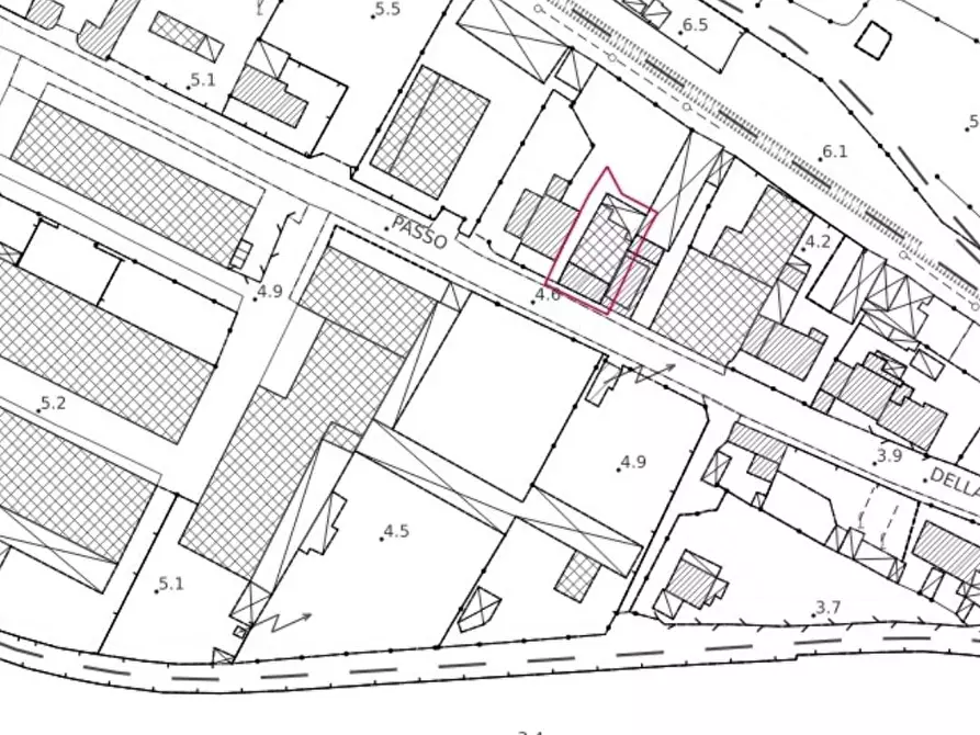 capannone in vendita a Carrara in zona Avenza