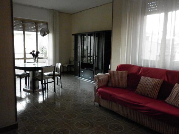 appartamento in vendita a Carrara in zona Marina di Carrara