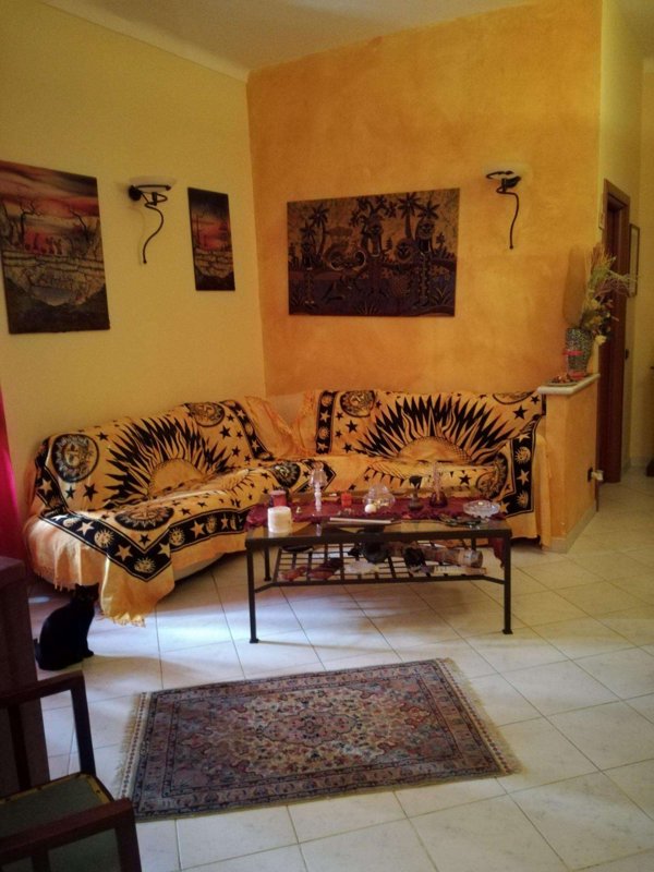 appartamento in vendita a Carrara in zona Torano
