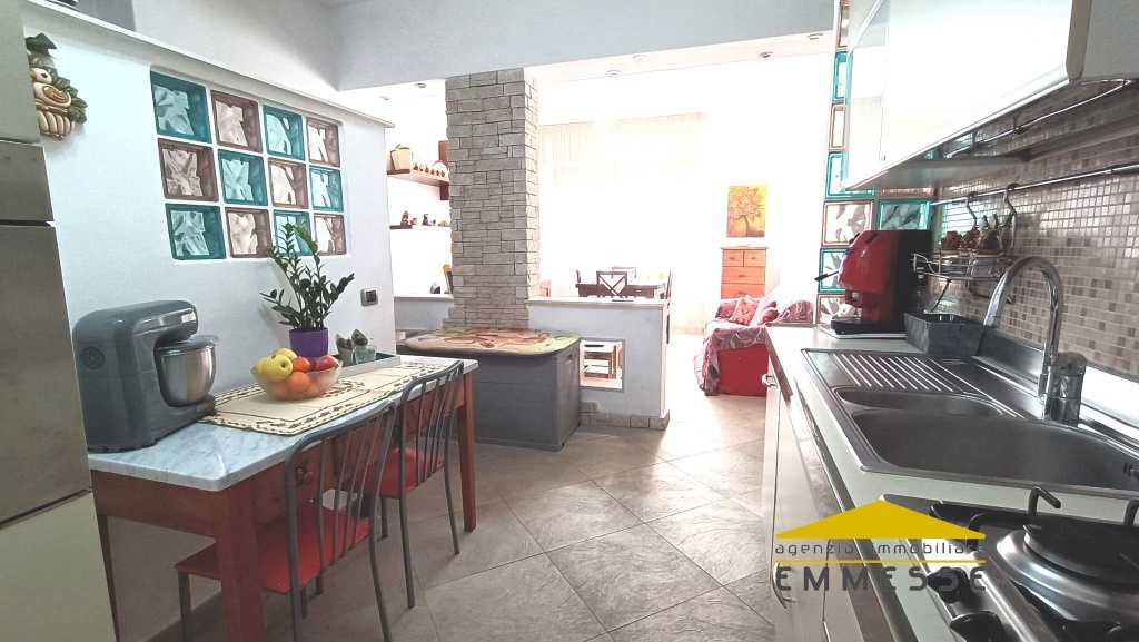 appartamento in vendita a Carrara in zona Centro Città