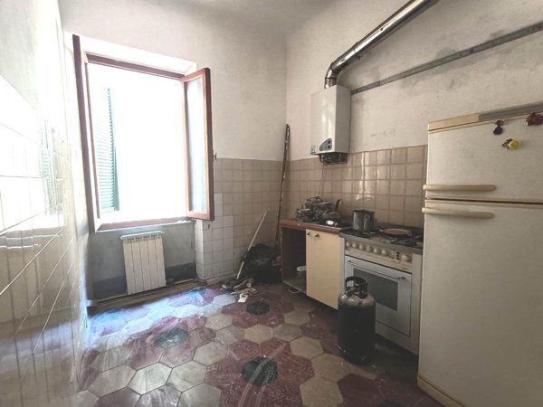 appartamento in vendita a Carrara in zona Centro Città