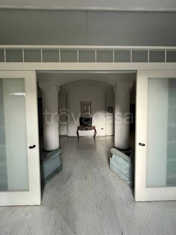 appartamento in vendita a Carrara in zona Centro Città