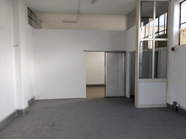 ufficio in vendita a Carrara in zona Sant'Antonio