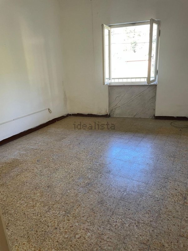 casa indipendente in vendita a Carrara in zona Gragnana