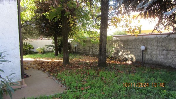 appartamento in vendita a Carrara in zona Marina di Carrara