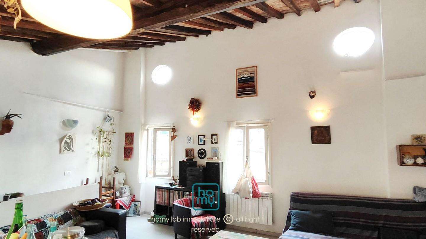 appartamento in vendita a Carrara