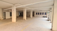 locale commerciale in vendita a Carrara in zona Centro Città