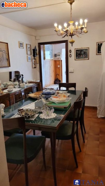 appartamento in vendita a Carrara in zona Fossola